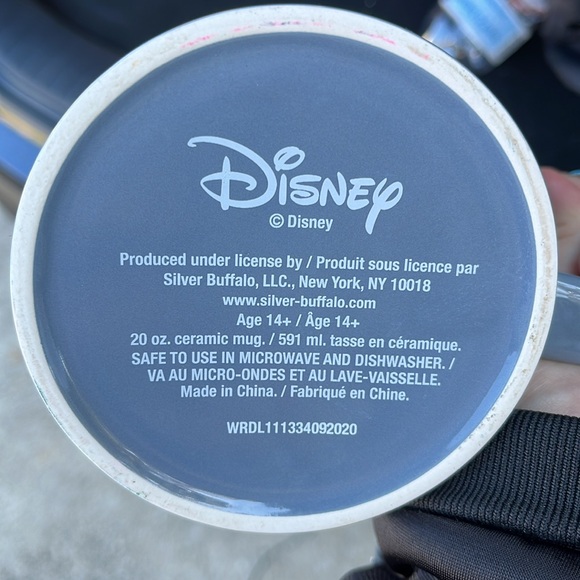 Mickey Mouse Disney ceramic 20 ounce Mug NEW - Picture 6 of 6